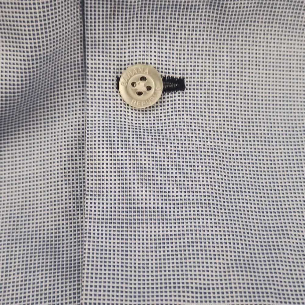 Banana Republic - Picture 3 of 9